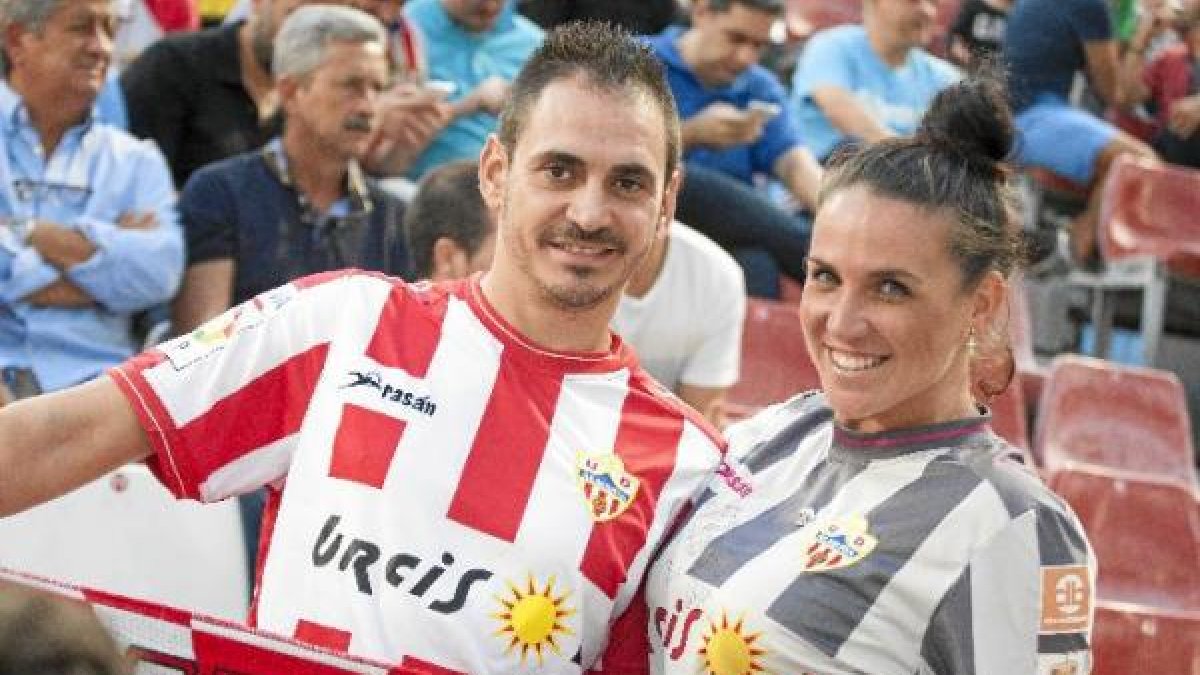 Los seguidores del Almería son la alegría del Mediterráneo.