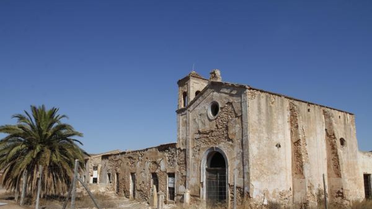 Las obras servirán para que no se caiga la capilla.