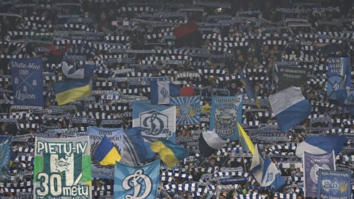 La UEFA cierra el campo del Dinamo de Kiev.