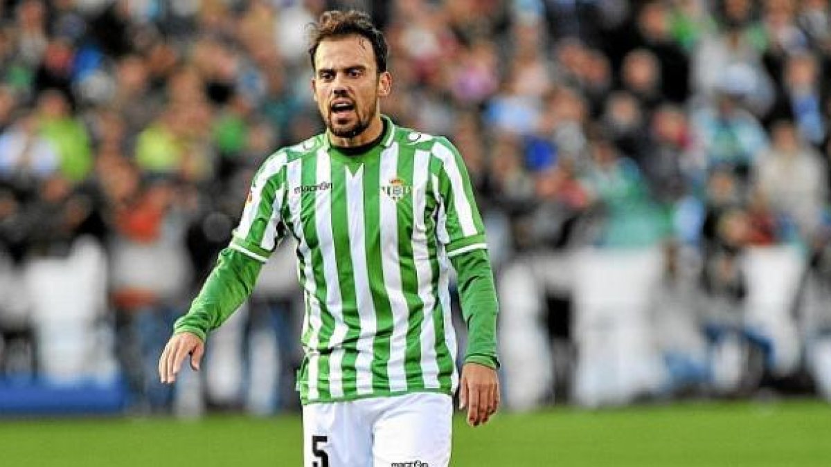 Matilla saldrá del Betis en el mercado de invierno.