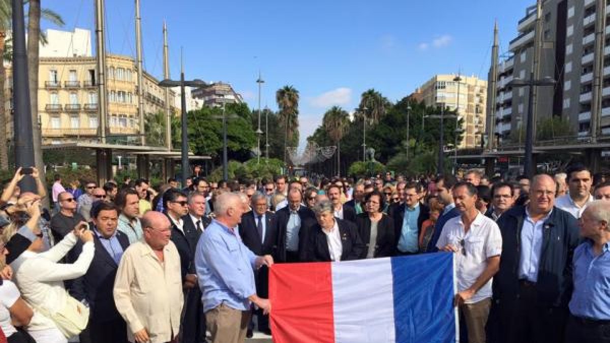 Concentración de esta mañana en la Plaza de las Velas de Almería.