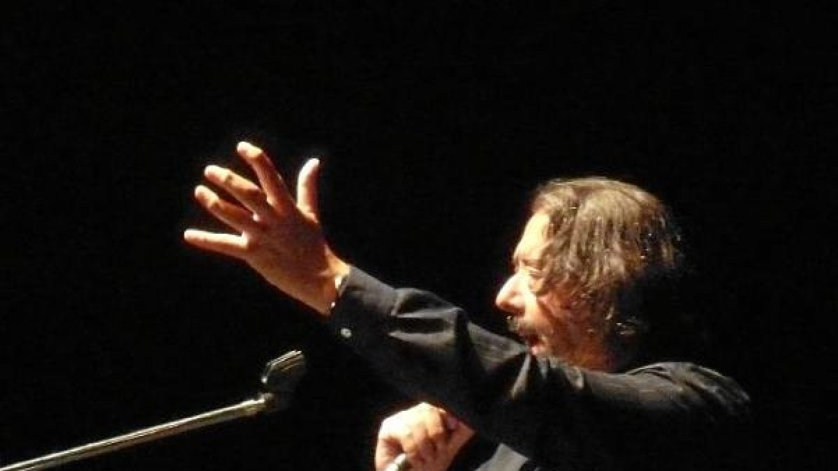 El granadino Jolís, durante un recital en Almería.