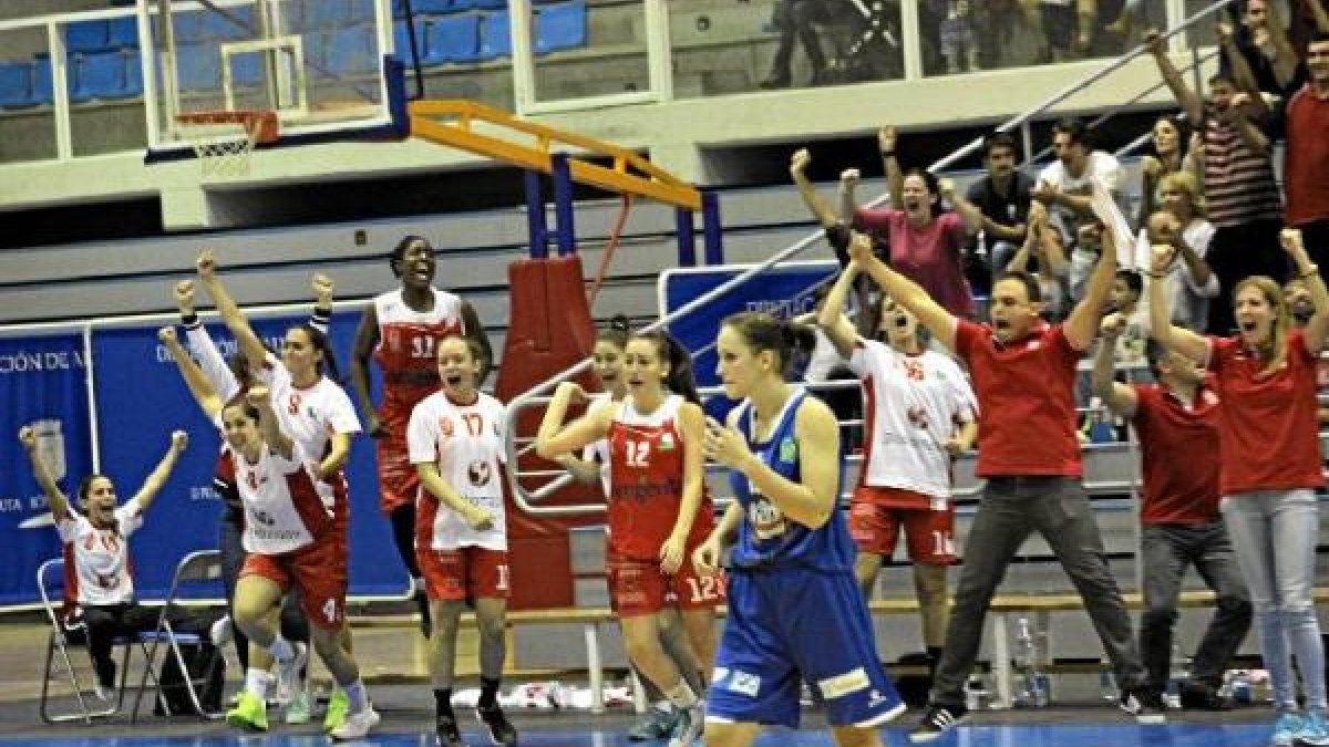 Explosión de alegría tras la primera victoria de la temporada.