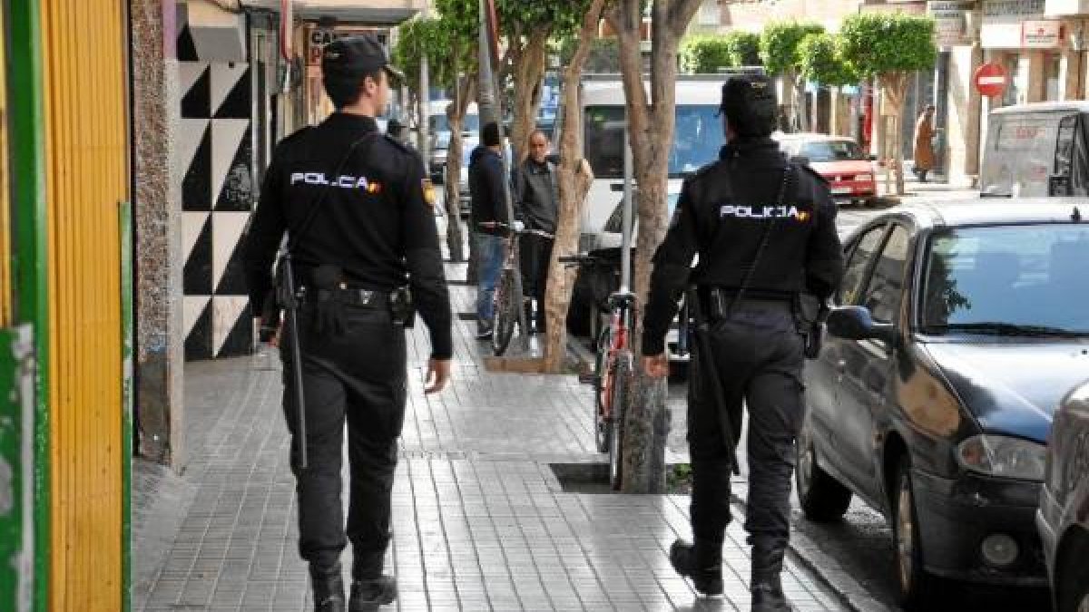 Control de la Policía Nacional en El Ejido