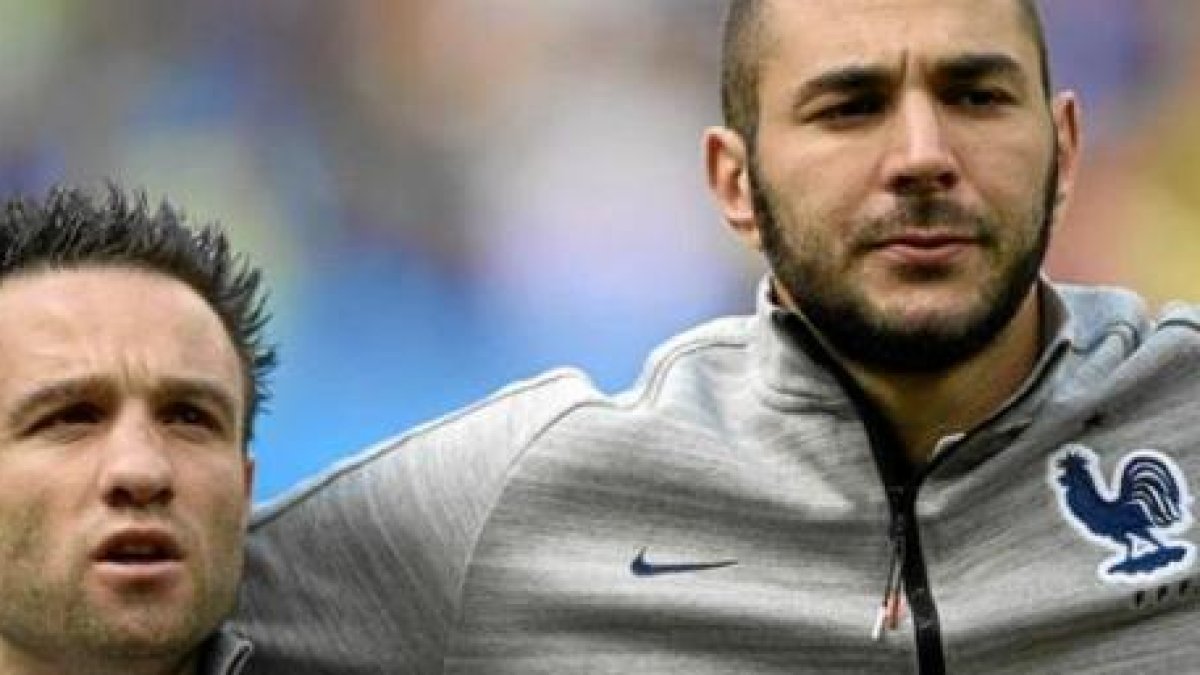 Los protagonistas con su selección.