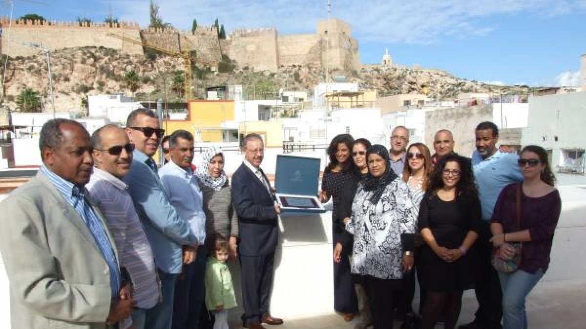 Sellan Berrada, cónsul general de Marruecos en Almería, recibe un emotivo homenaje de las Asociaciones marroquíes de Granada y Almería, en su despedi