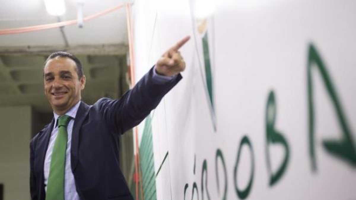 Oltra, entrenador del Córdoba.