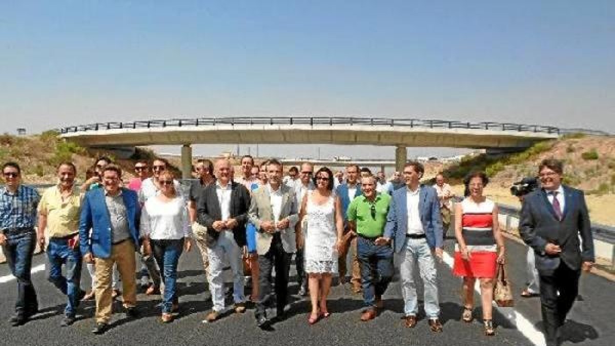 Inauguración por el consjero del tramo de la Variante de Albox, el pasado 3 de julio.