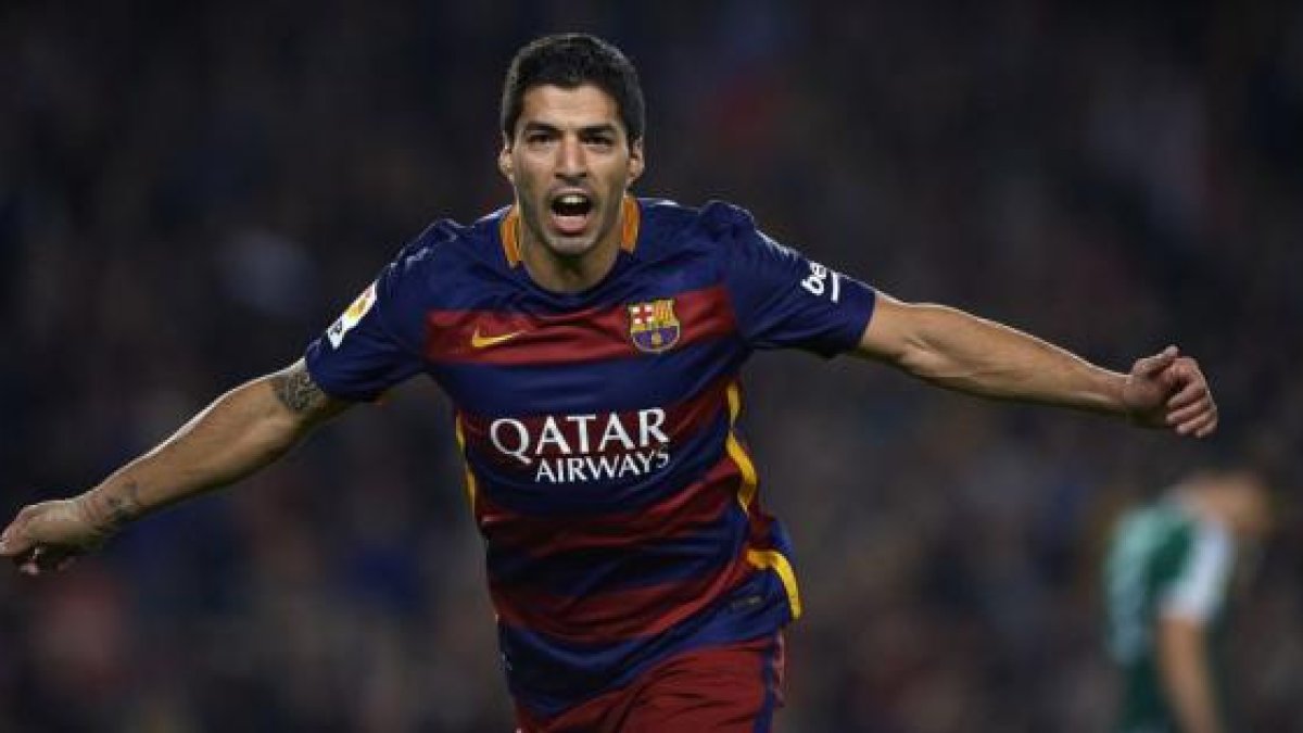 Luis Suárez celebra uno de sus goles.