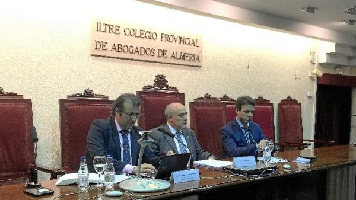 Francisco Soriano, Juan Marfil y Martín de los Reyes Martínez en la inauguración de las jornadas