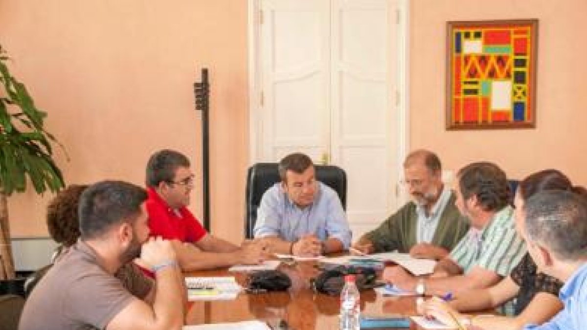 Reunión de la Junta de Gobierno Local del Ayuntamiento de Carboneras.