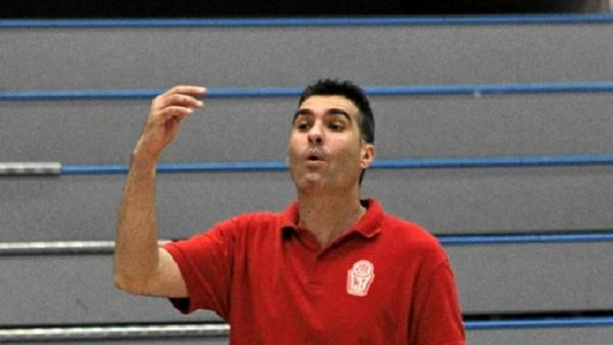 El preparador está contento con la respuesta de su equipo.