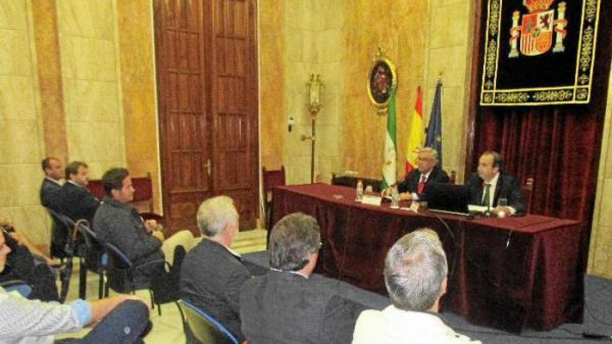 Andrés García Lorca y José María Méndez esta mañana junto a los alcaldes