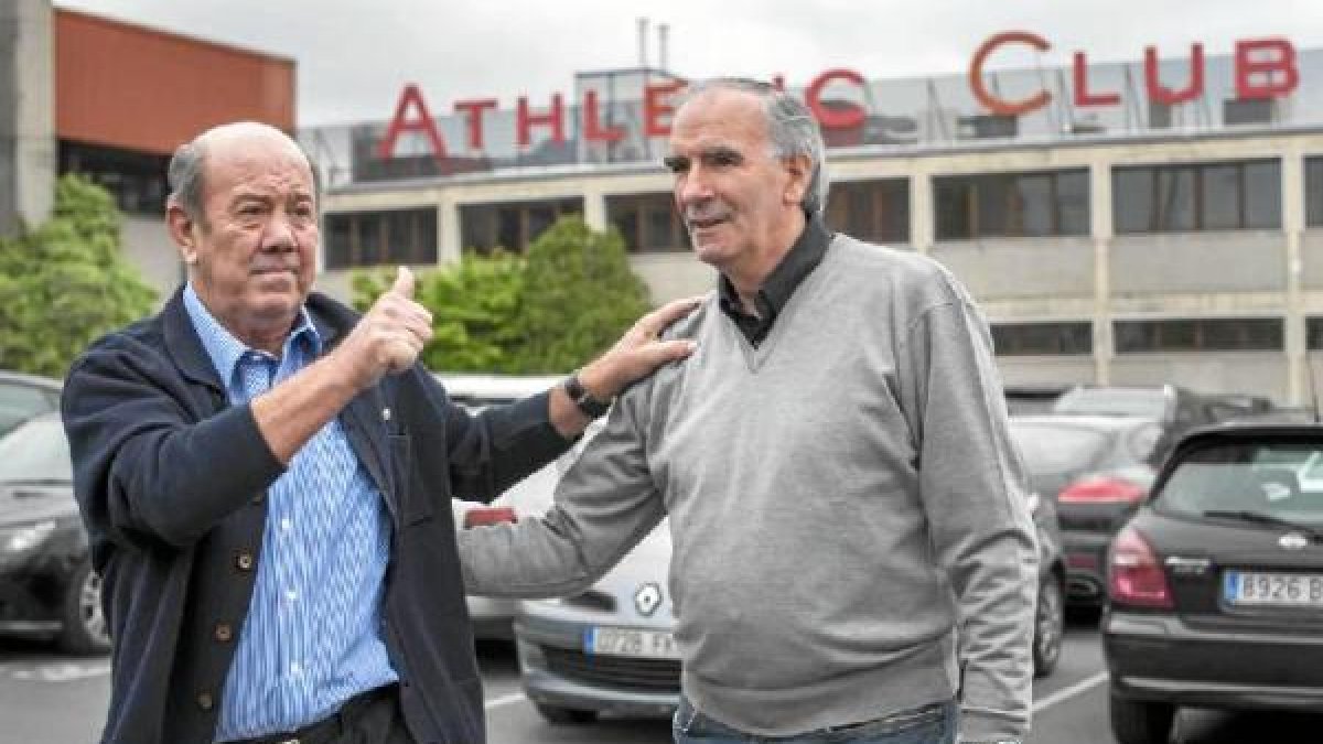 Kendal, junto a Iribar.