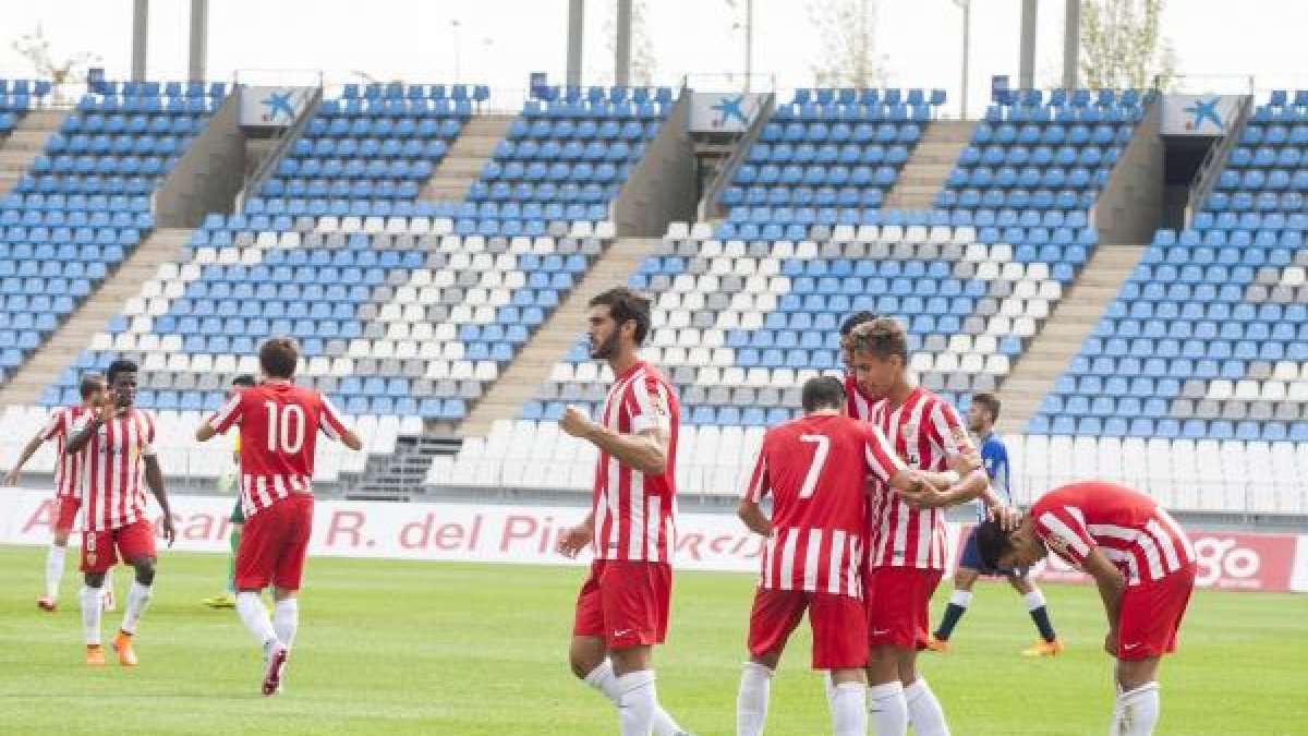El Almería B viene de ganar en casa al Marbella.