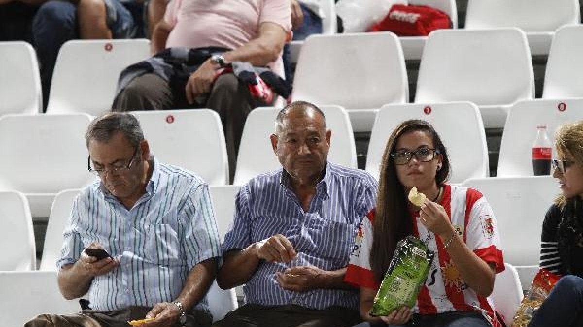 Un grupo de aficionados.