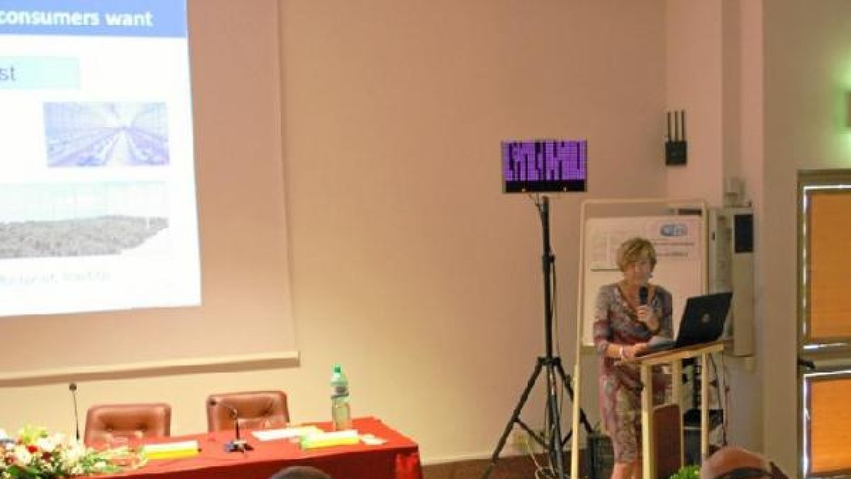 Mari Carmen Galera durante la Conferencia de Pontecagnano