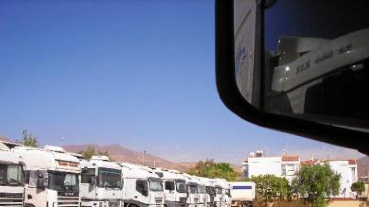 En Almería opera una flota de 8.000 camiones.