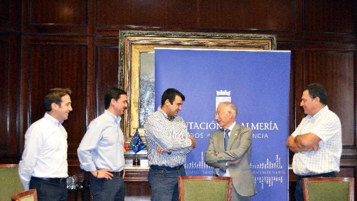 La reunión se ha celebrado en la Diputación de Almería.