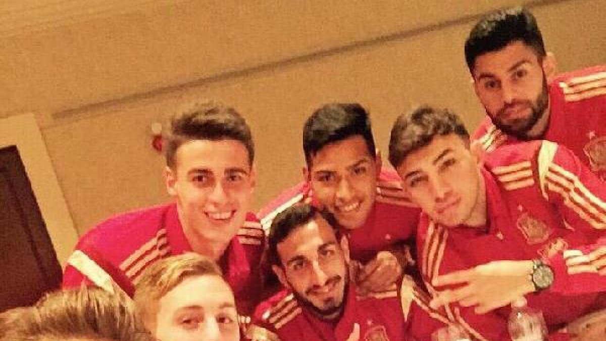 Rubén Duarte celebrando el triunfo con los compañeros.