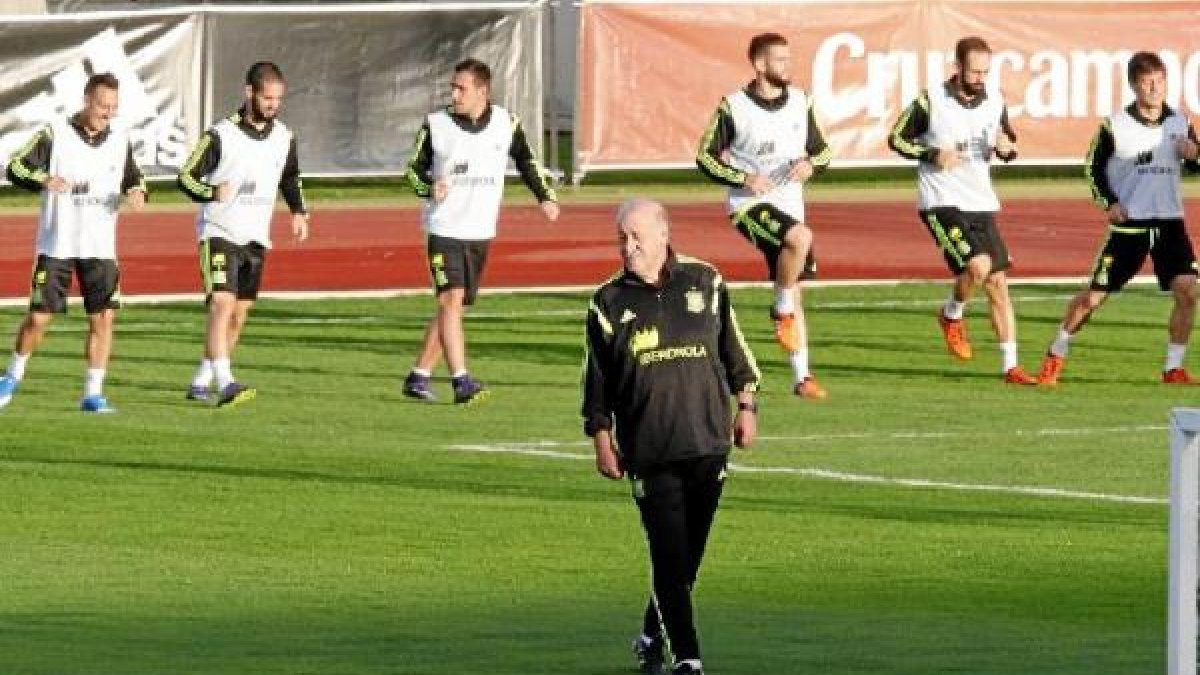 Vicente Del Bosque hace pruebas.