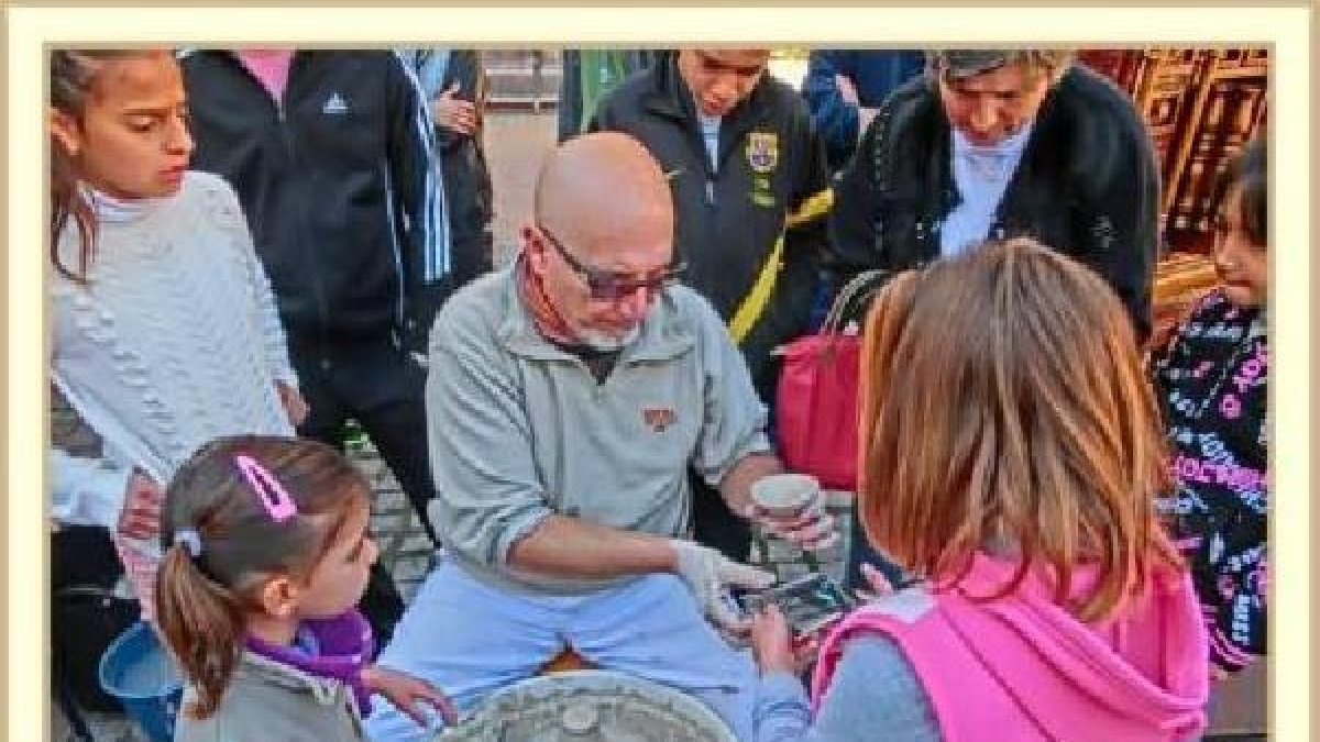 El mercado Gastro Art punto de encuentro de artistas y artesanos de la provincia de Almería
