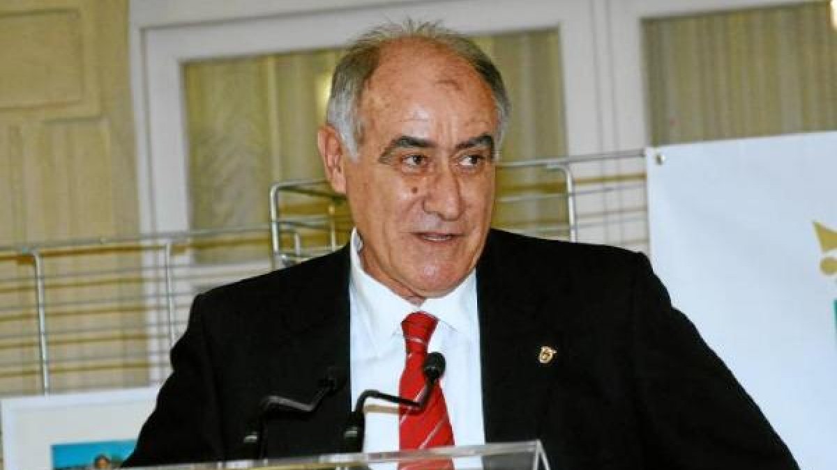 Martín Doblado habla de fútbol.