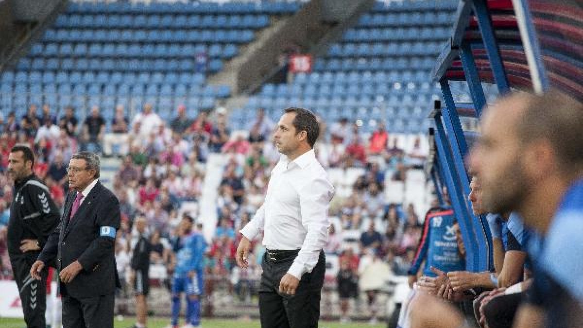 Sergi Barjuan.