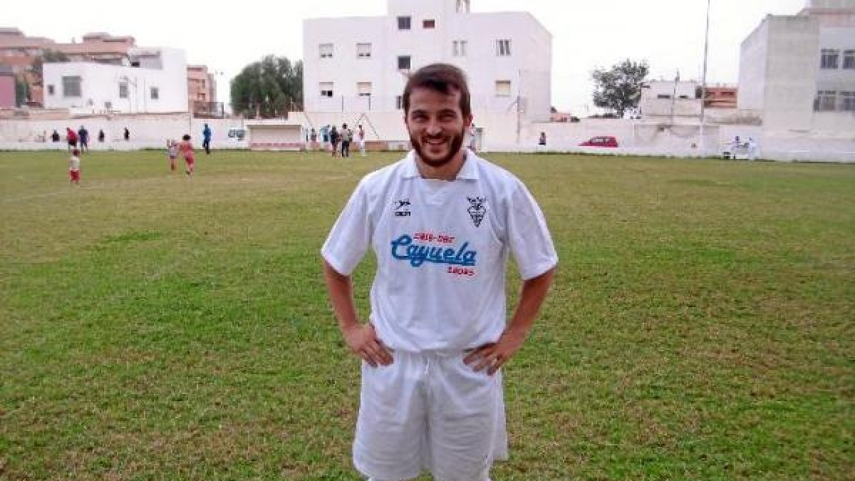 David Rojas luciendo los colores del Plus Ultra.