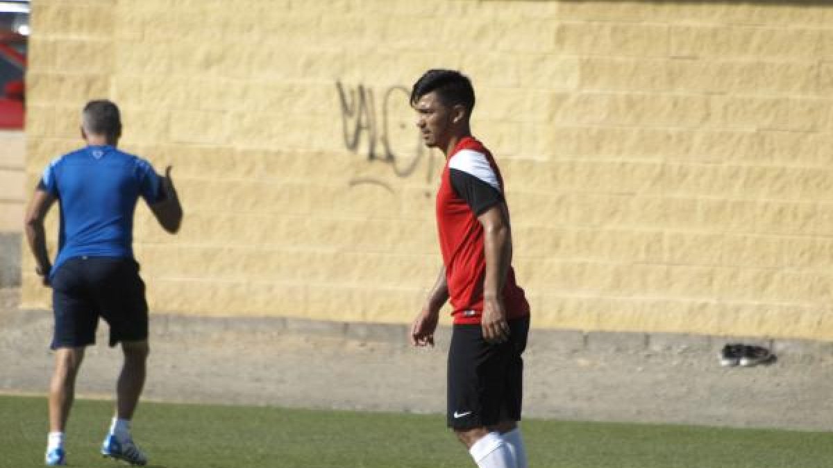 Lolo Reyes este jueves en el campo de la Vega.