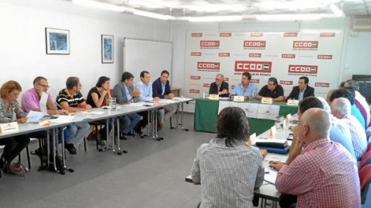 Reunión de la Mesa del Tren.