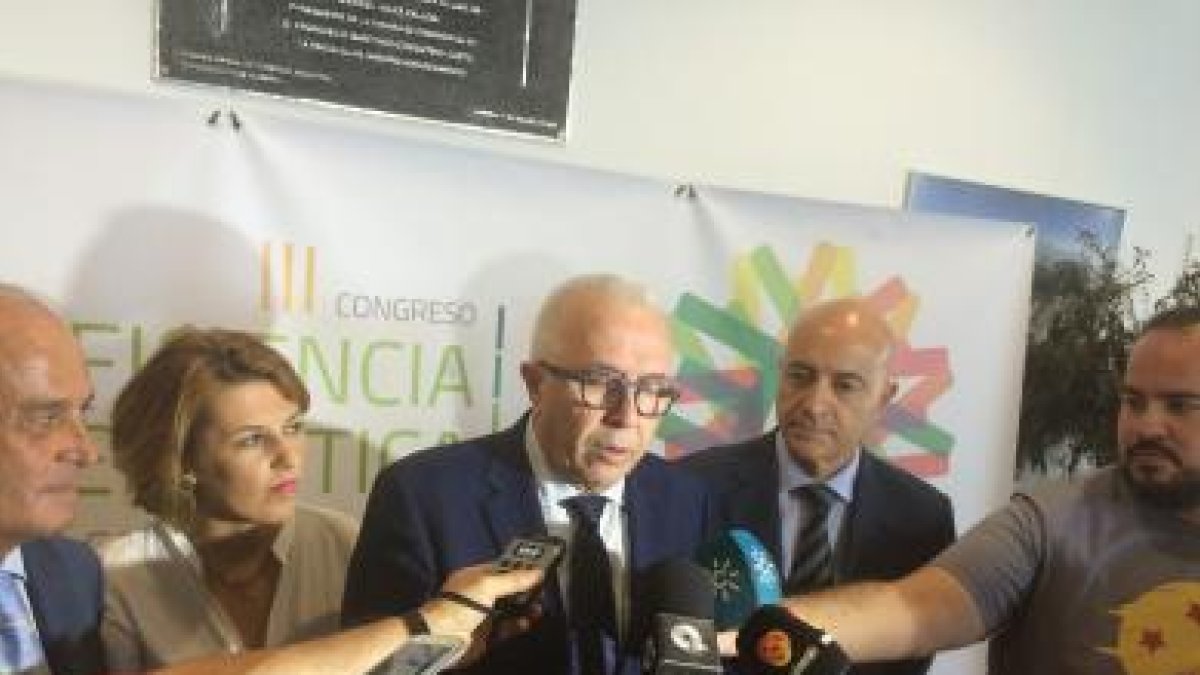El Consejero José Sánchez Maldonado inauguró el Congreso