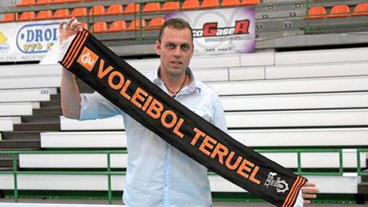 Charli Carreño quiere seguir haciendo campeón a Teruel.