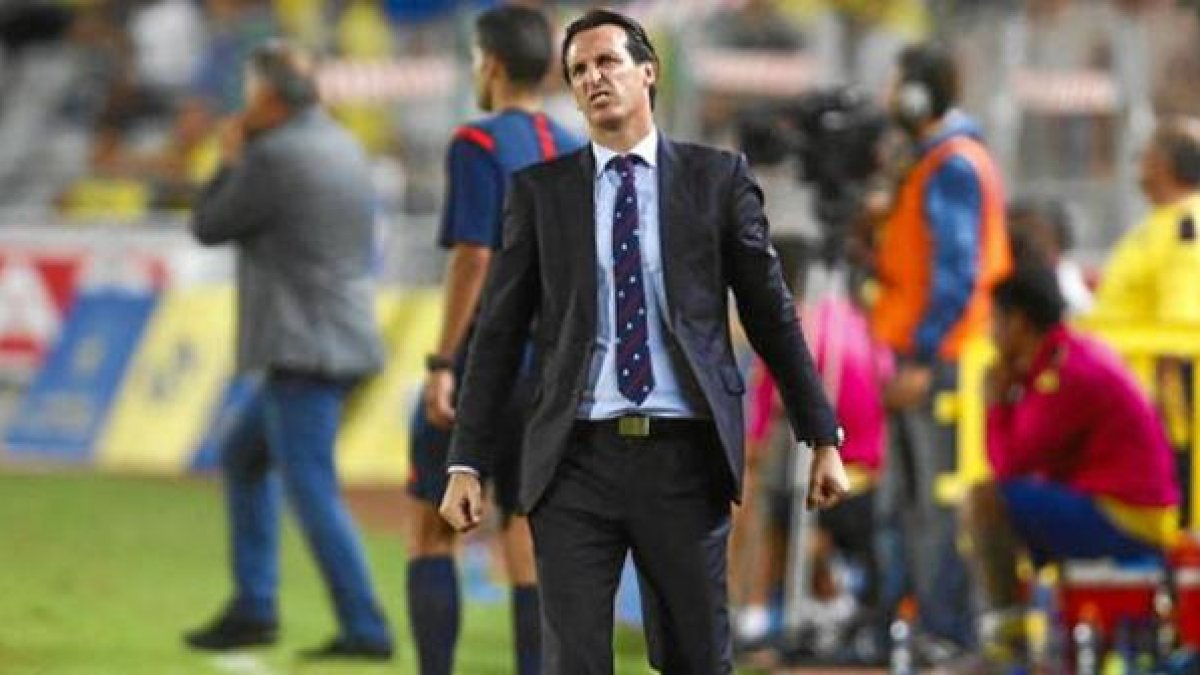 Unai Emery quiere levantar la moral de la tropa.