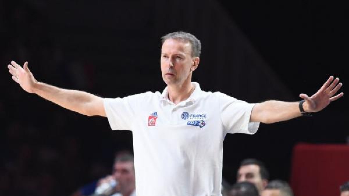 Piratearon la cuenta de Facebook de Vincent Collet.