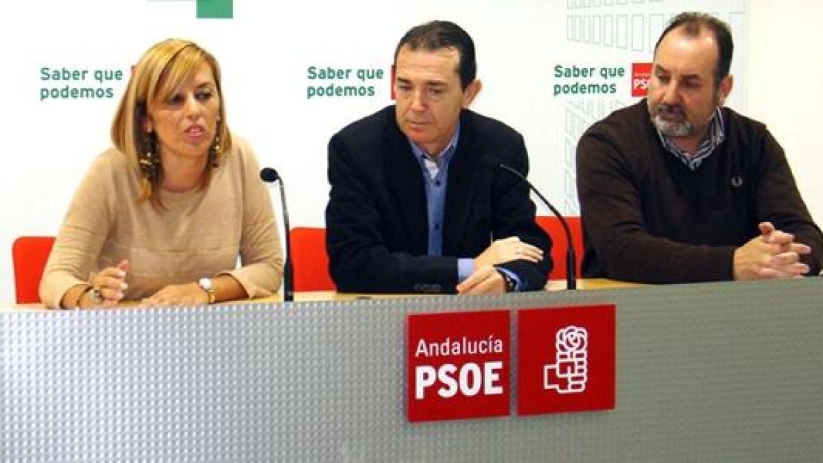 Ferrer y Pérez Navas en una comparecencia