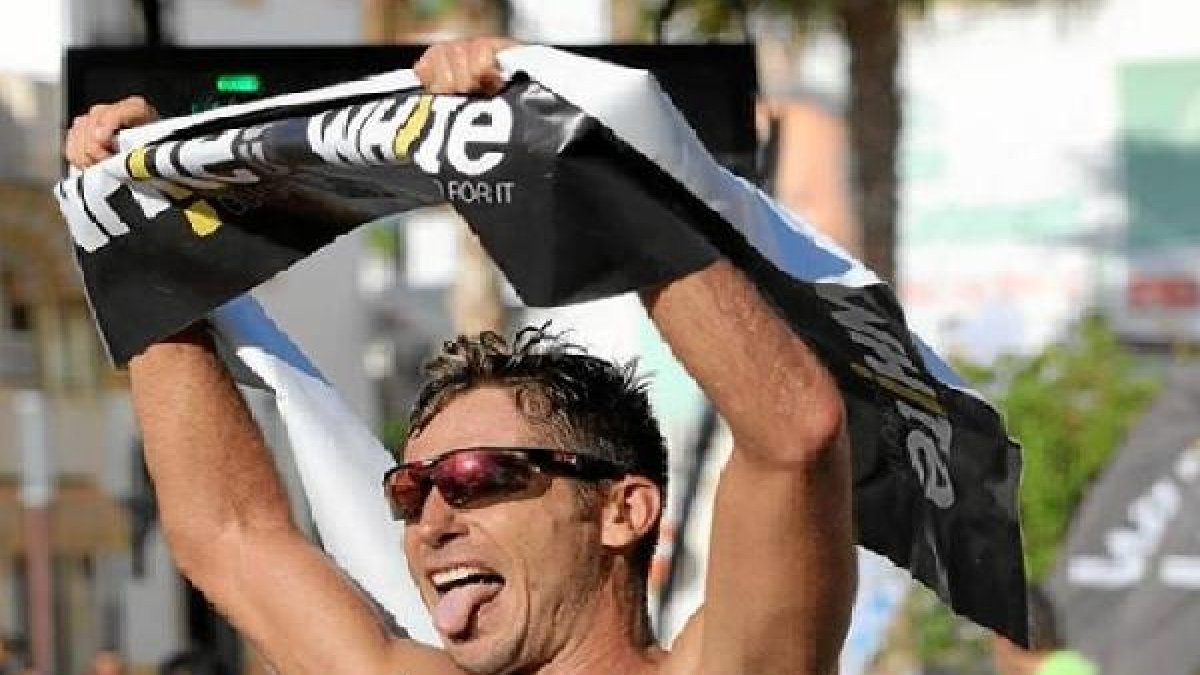 David Zamora celebrando el triunfo.