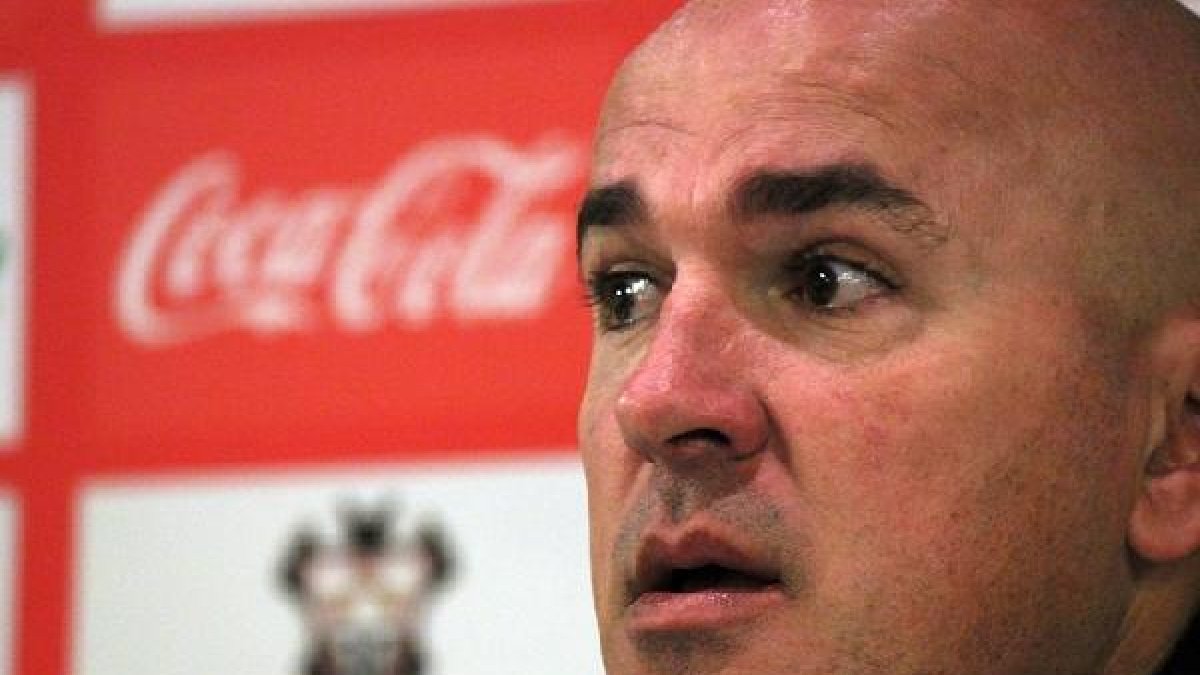 Luis César Sampedro.