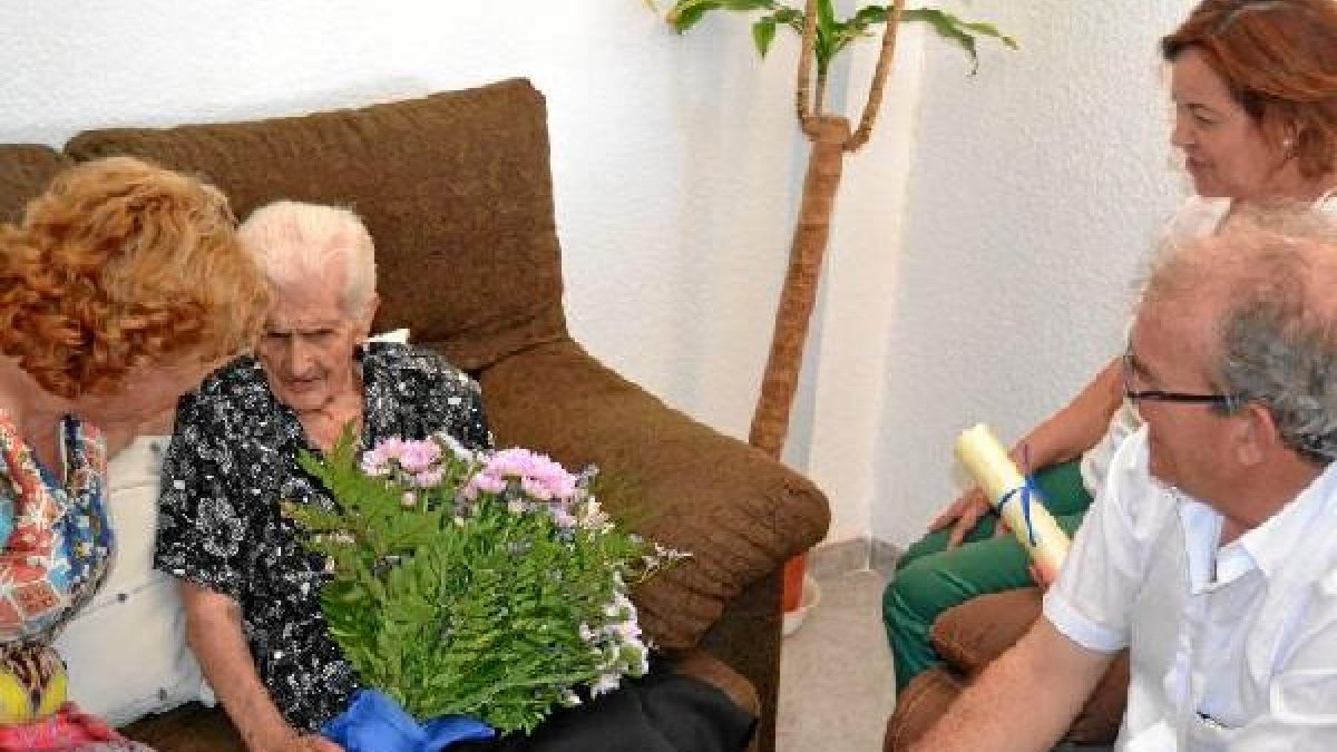 Bonilla con la cumpleañera.