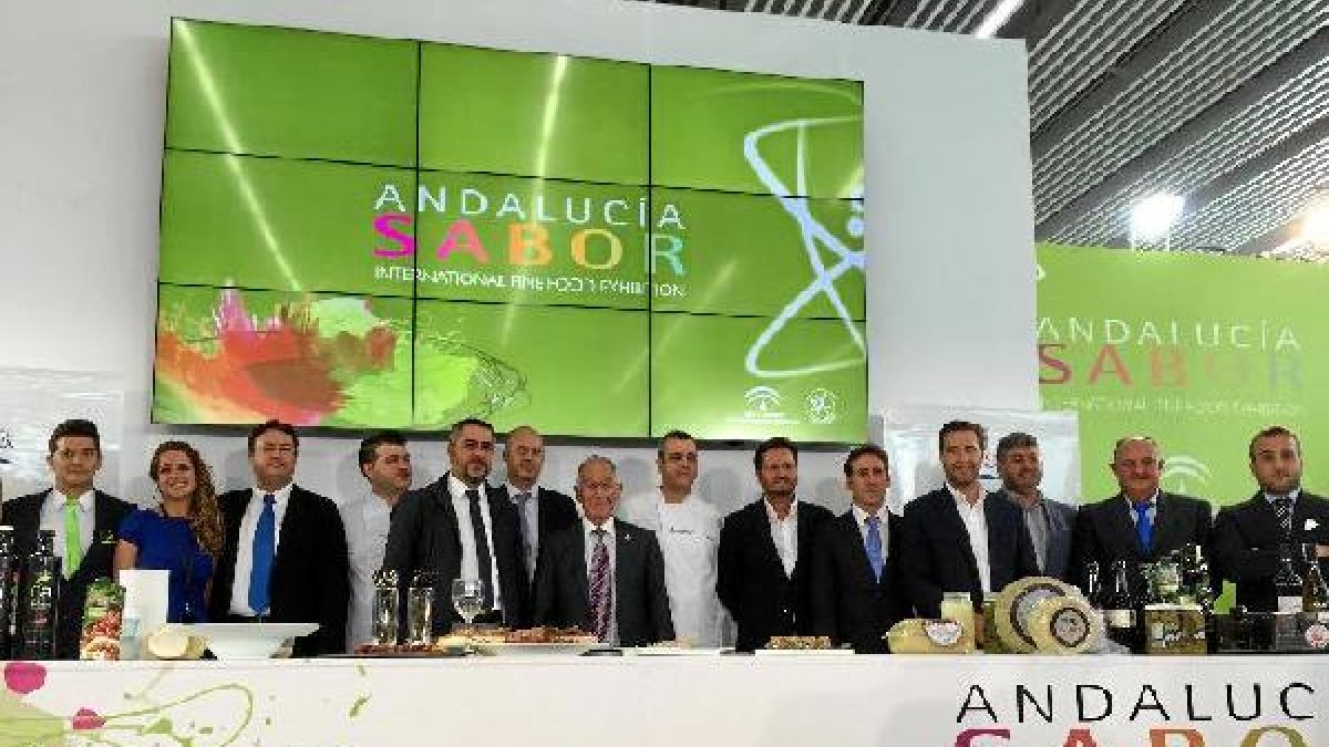 Delegación almeriense en Andalucía Sabor, encabezada por la Diputación.
