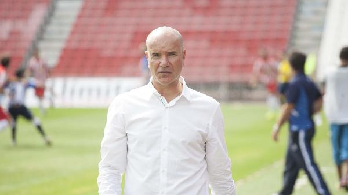 Miguel Rivera, entrenador del Almería B.