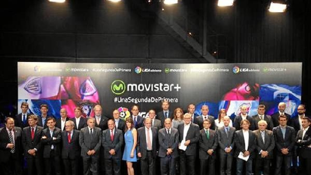 Alfonso García aparece en la foto de los presidente de plata.