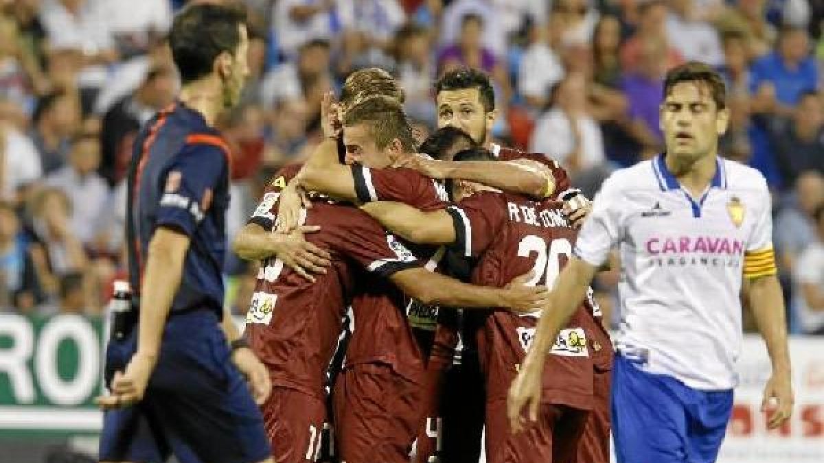 El Córdoba cura sus heridas a orillas del Ebro.