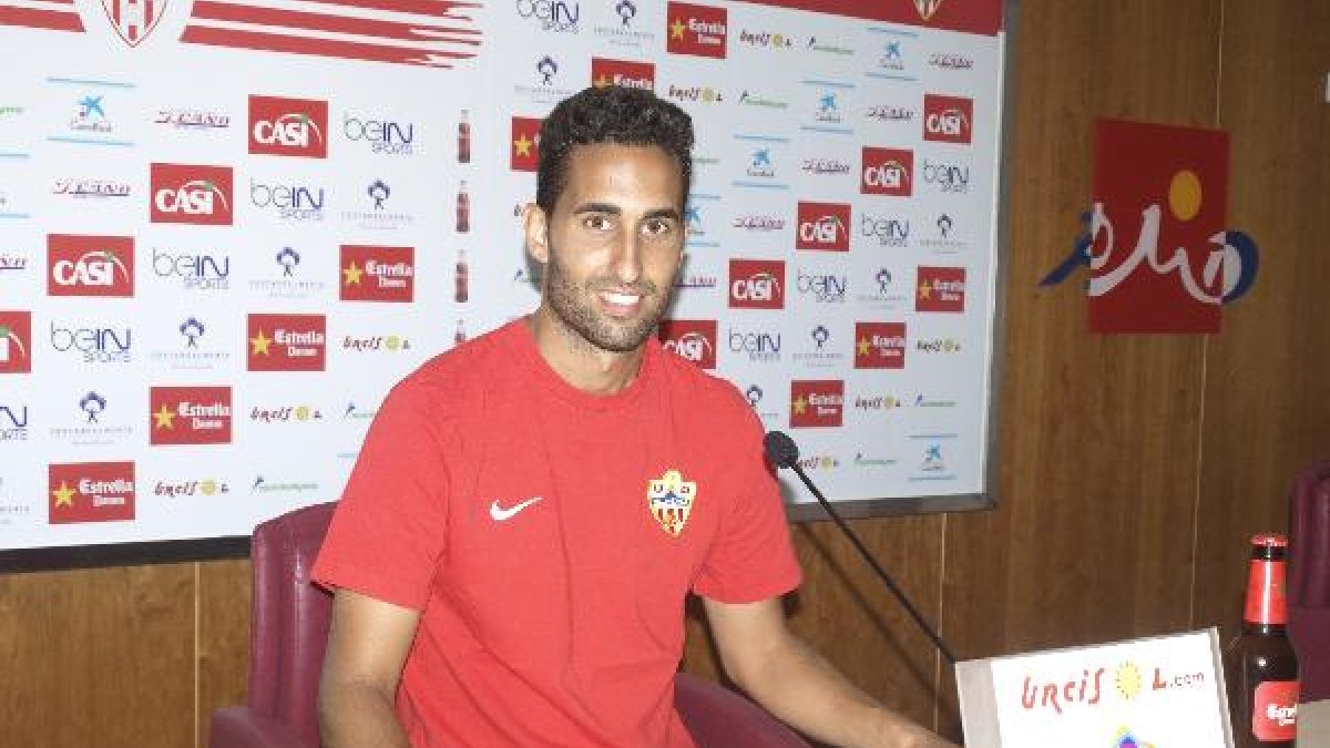 Ángel Montoro posa para LA VOZ.