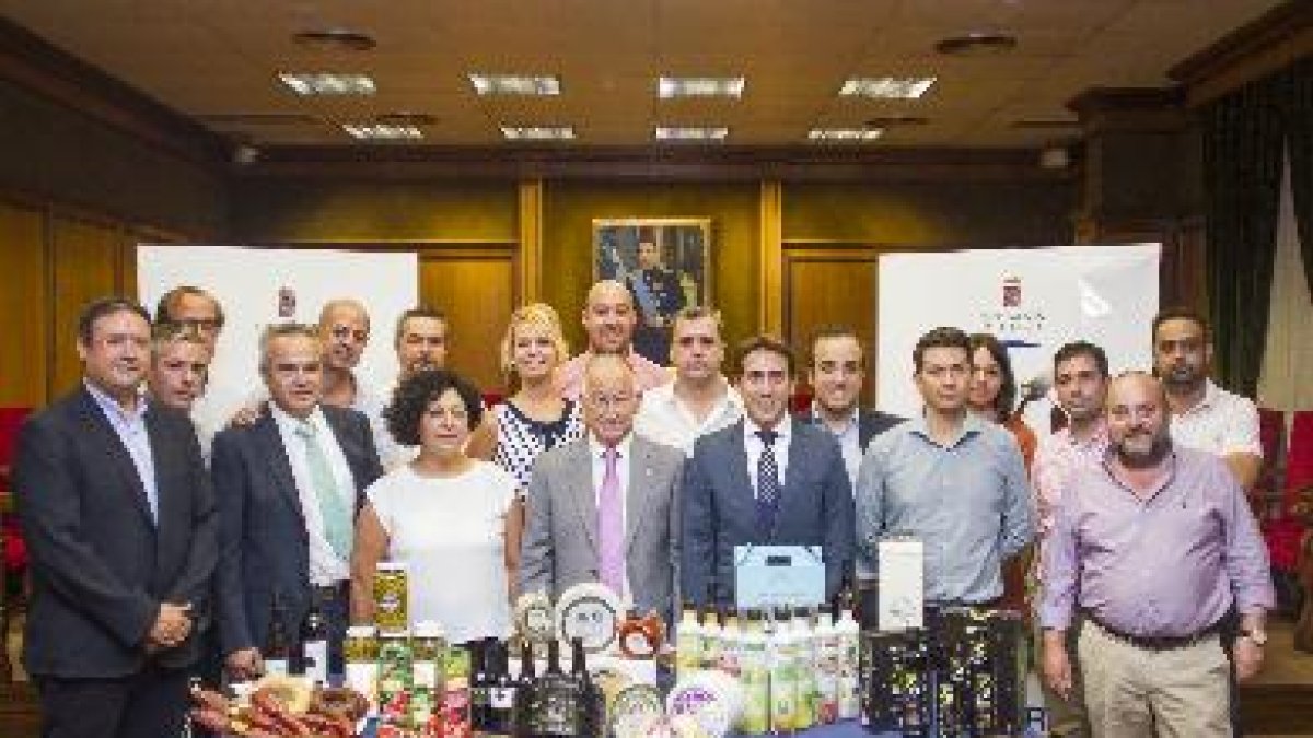 Los empresarios han presentado sus productos en la Diputación de Almería.