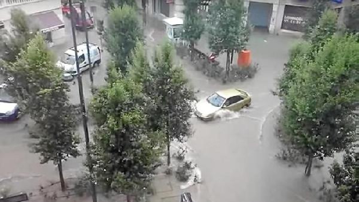 El centro de El Ejido estuvo intransitable.