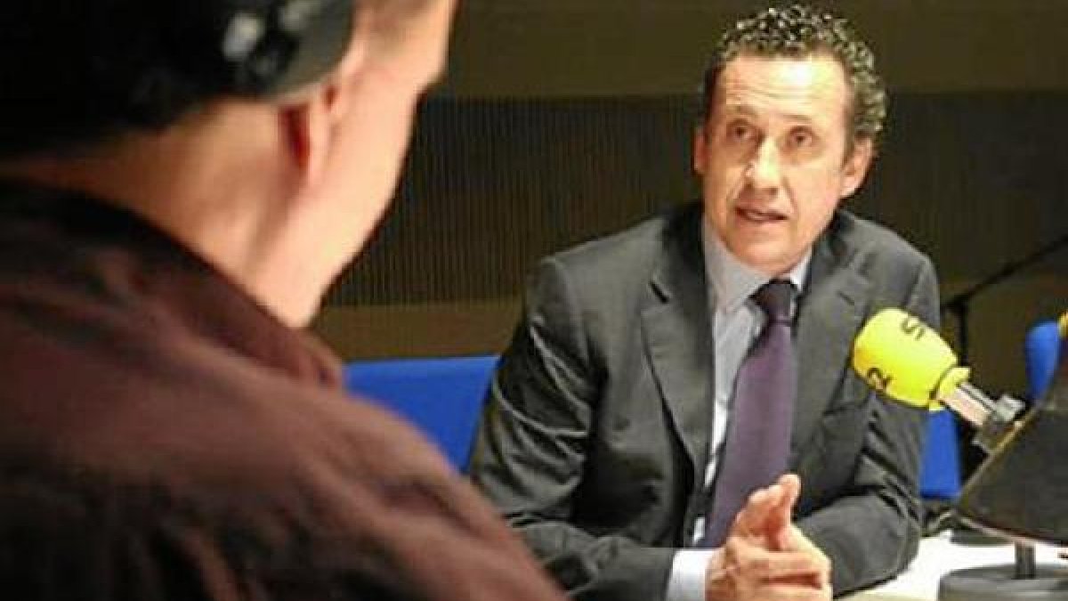 José Ramón de la Morena con Jorge Valdano.