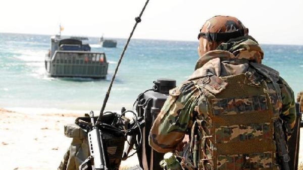 Ejercicio Noble Mariner en Almería en 2014