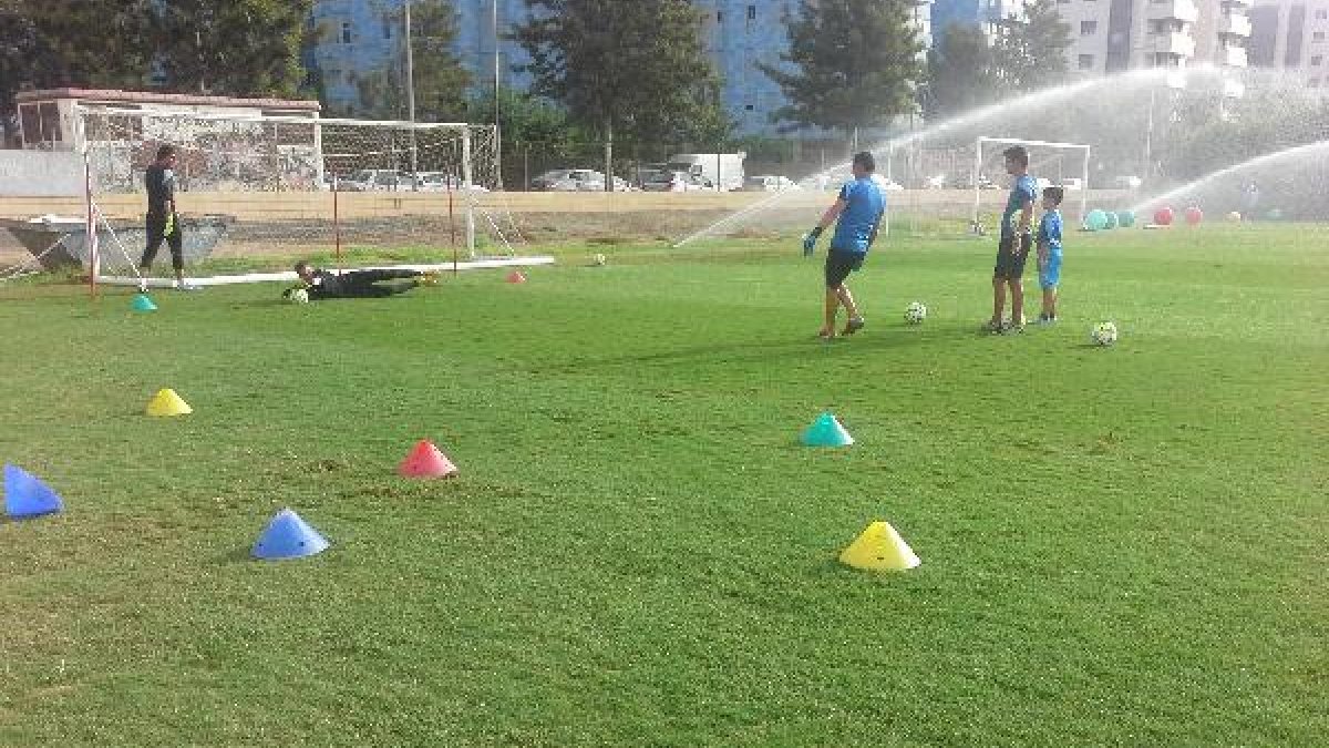 Entreno de porteros.