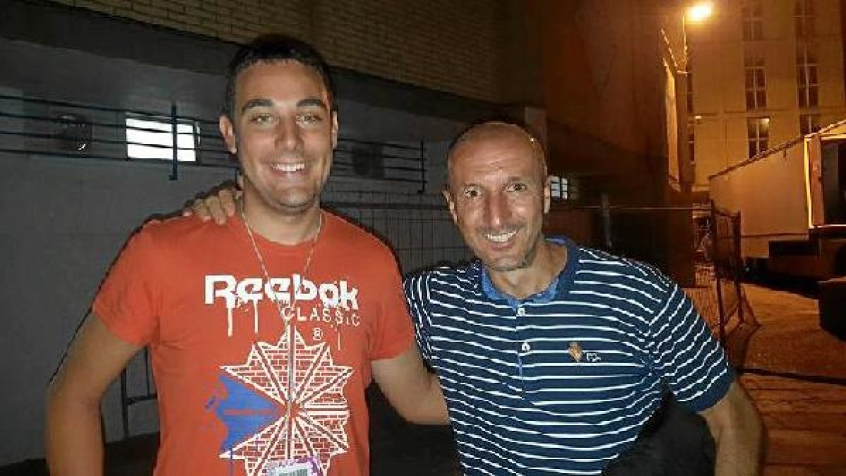 En La Romareda con un almeriense serbio.